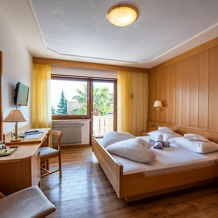 Hotel Glanzhof & 4*
