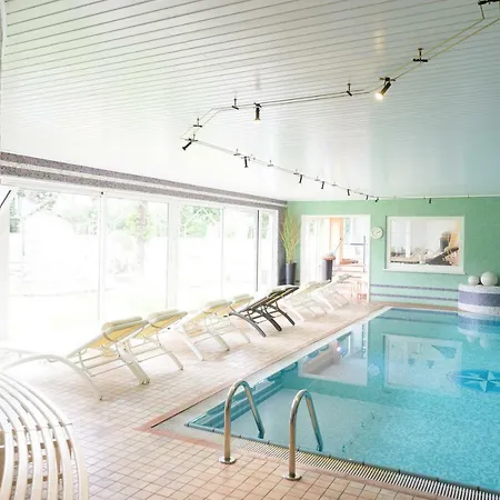 Glanzhof & Hotel 4*